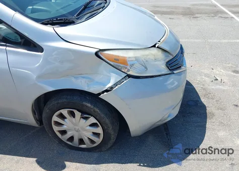 2015 Nissan Versa Note S (Sr)/S Plus/Sl/Sr/Sv z USA, uszkodzony, nr VIN 3N1CE2CP0FL434419